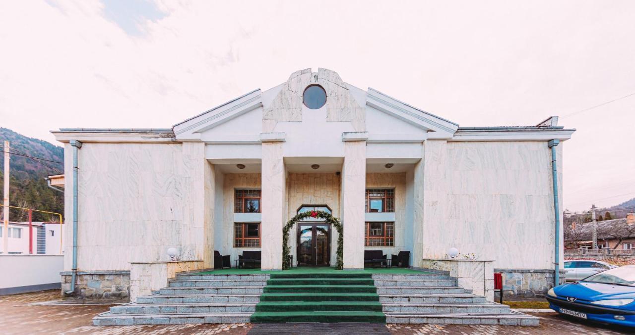 Motel Piatra Corbului 비카즈 외부 사진